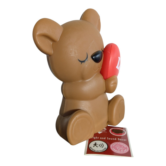 Plastic - Brown Bear Light - Motion Sound Night Light - Holding a LOVE heart - Picture 5 of 7